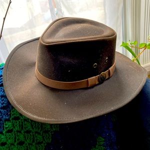 Outback Trading Co Ladies’ Kodiak Oilskin Hat